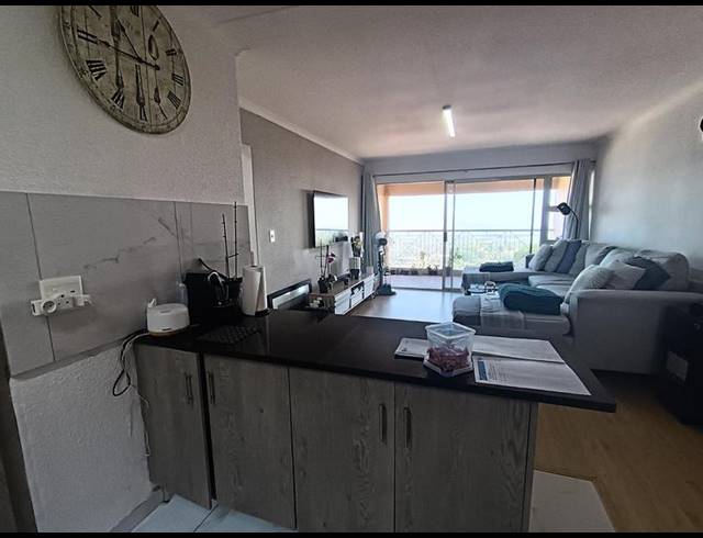 2 BEDROOM TOWNHOUSE FOR SALE IN PRIMROSE HILL